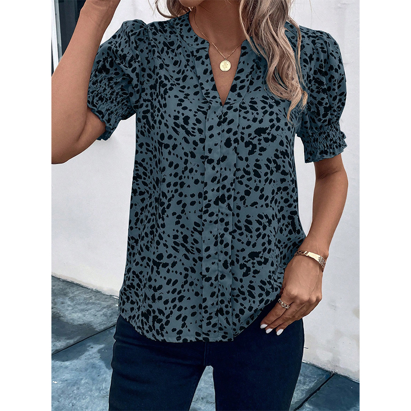 How to style a chiffon shirt for commuting without looking too casual?